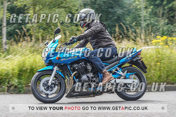 RS2107_1431