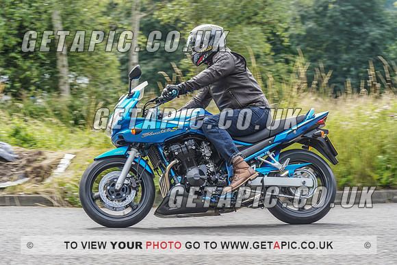 RS2107_1432