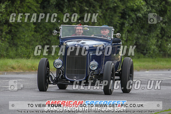 GP2406-6522_LOGO_ON_PHOTO