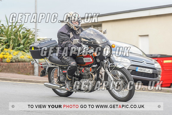 RS2107_3183