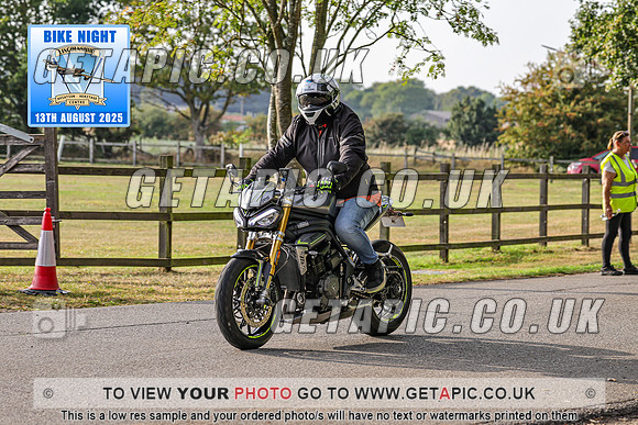 PR2508-12036_LOGO_ON_PHOTO