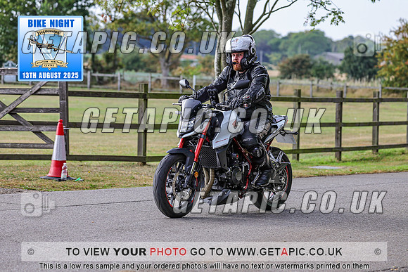 PR2508-08101_LOGO_ON_PHOTO