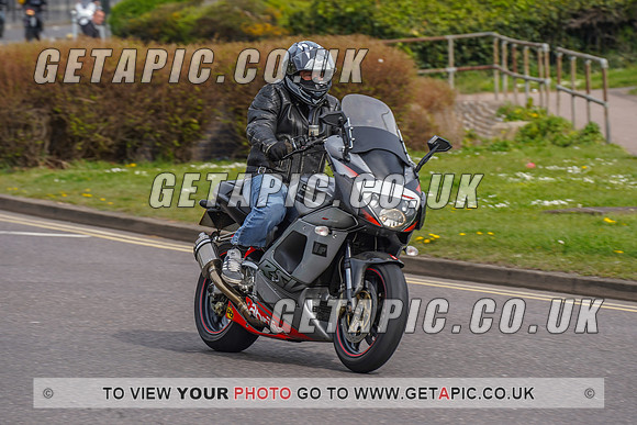 RS2204_4609