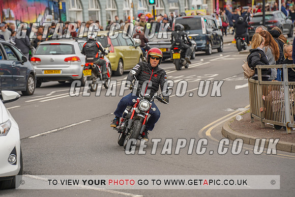 RS2205_13866