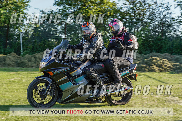 RS2107_3326