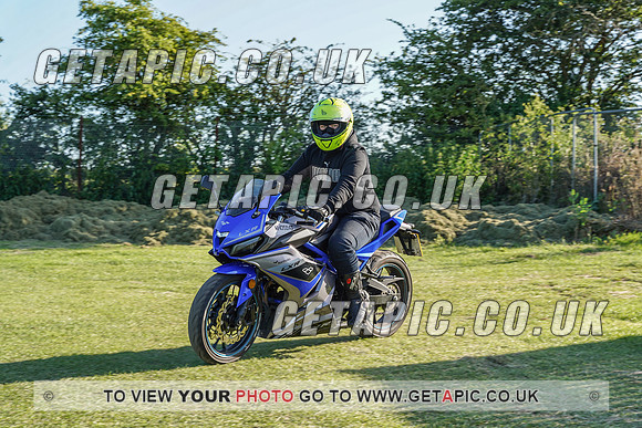 RS2107_3332