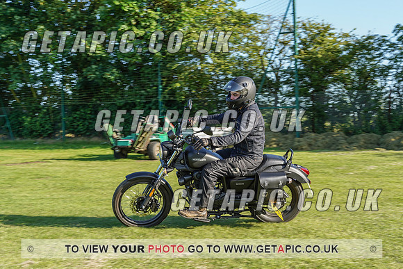 RS2107_3337