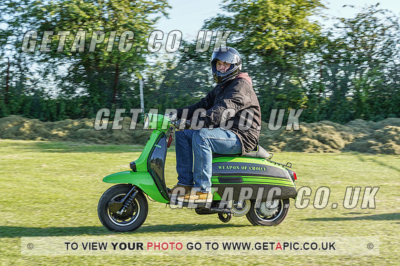RS2107_3346
