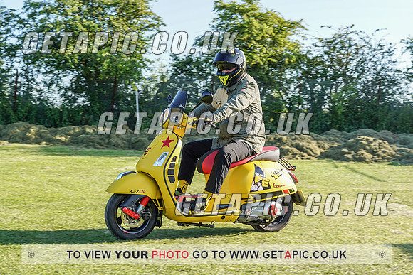 RS2107_3349