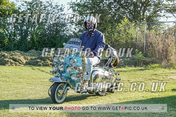 RS2107_3354