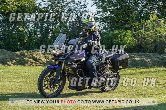 RS2107_3375