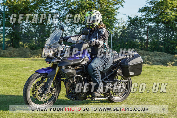 RS2107_3377