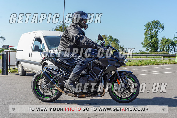 RS2107_3780