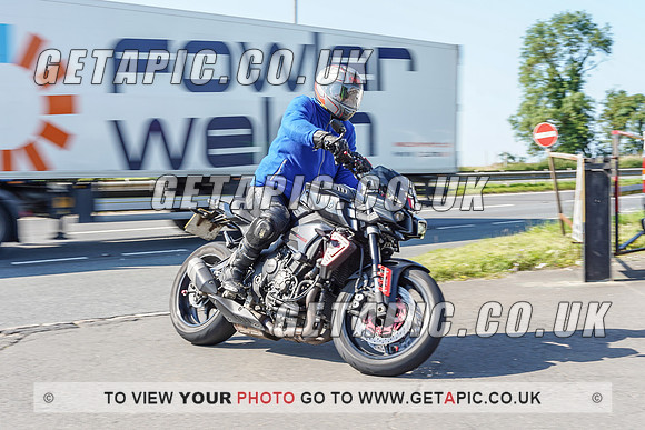 RS2107_3796