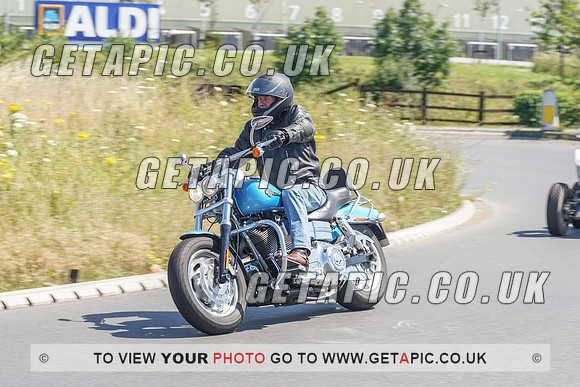 RS2107_4318