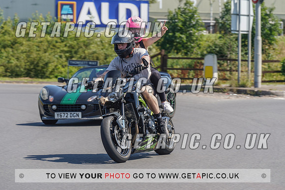 RS2107_4332