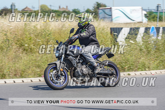 RS2107_4336
