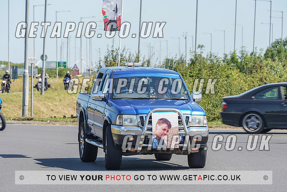RS2107_4338