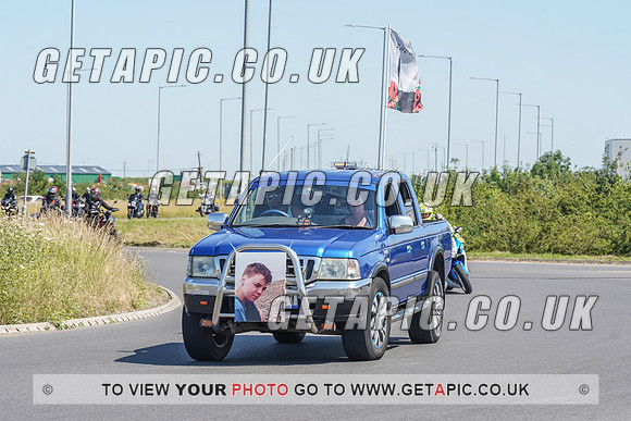 RS2107_4339