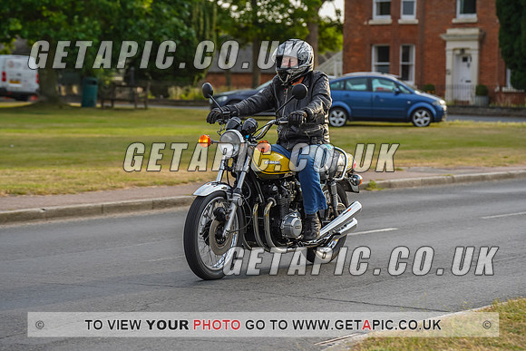 RS2207_8674