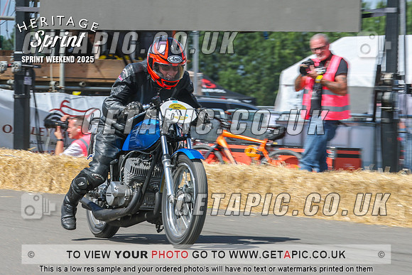 GP2508-3853-C_LOGO_ON_PHOTO