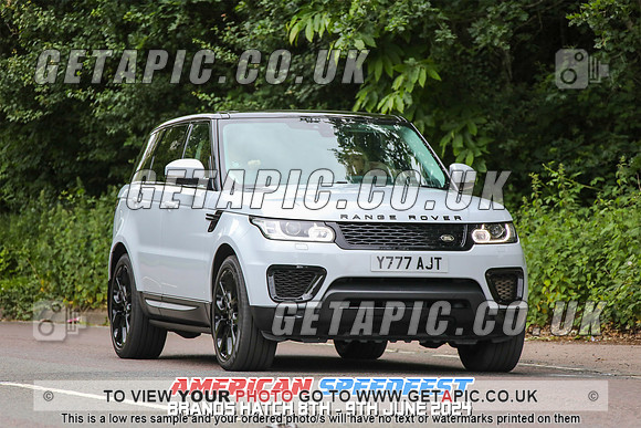 GP2406-10182_LOGO_ON_PHOTO