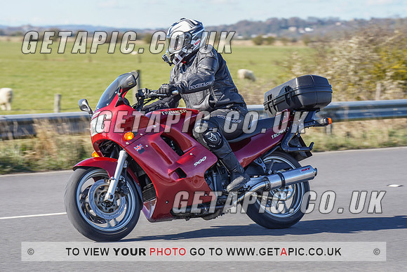 RS2204_1083