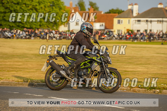 RS2207_9106