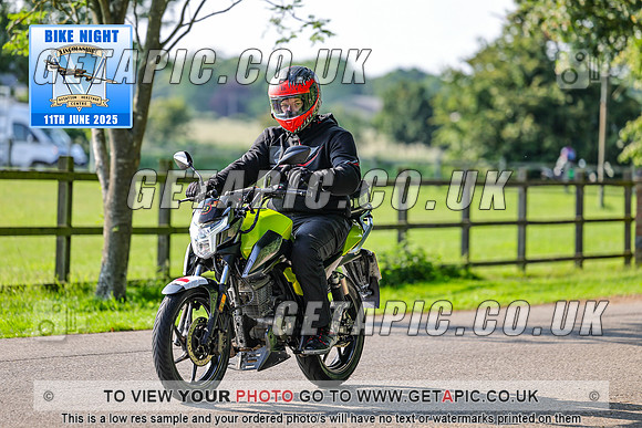 PR2506-02598_LOGO_ON_PHOTO