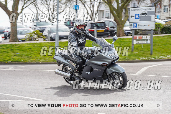 RS2204_10009