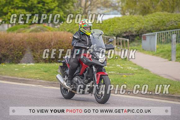 RS2204_7617