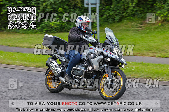 PR2407-8260_LOGO_ON_PHOTO