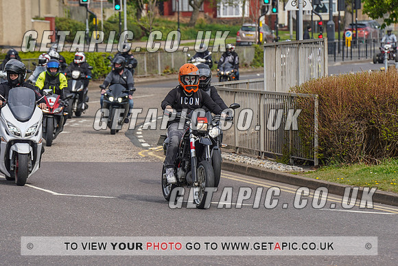 RS2204_4618