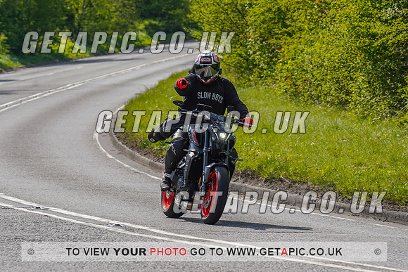 RS2204_12586