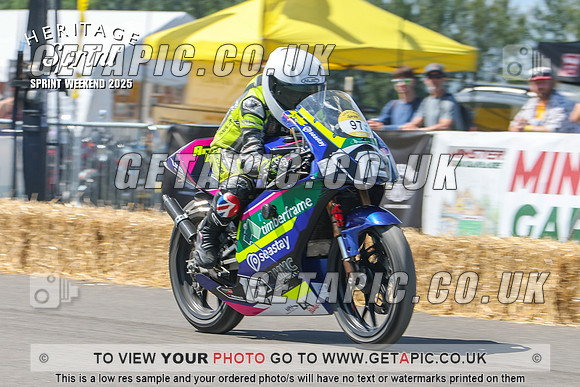 GP2508-5059-C_LOGO_ON_PHOTO