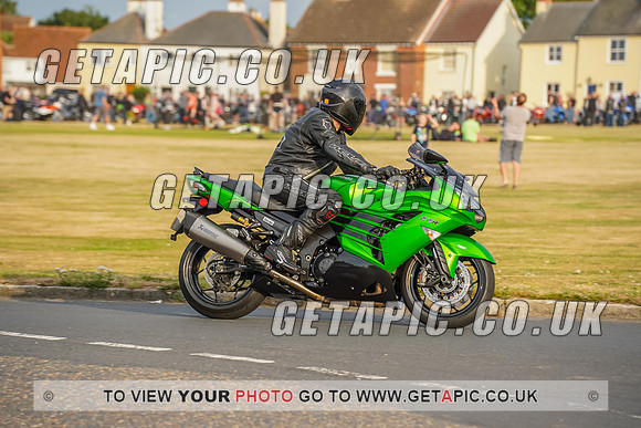 RS2207_8684