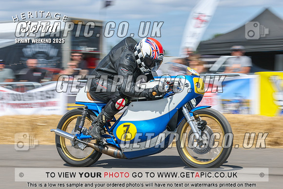 GP2508-3894_LOGO_ON_PHOTO