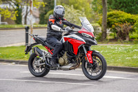 RS2204_8123
