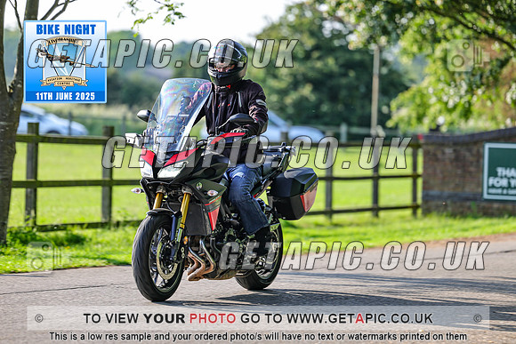 PR2506-05152_LOGO_ON_PHOTO