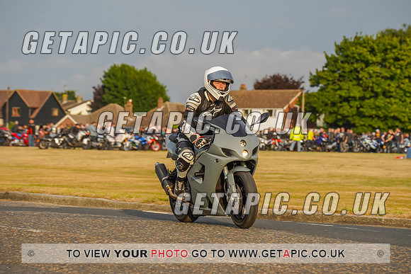 RS2207_8722