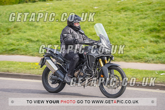 RS2204_3903