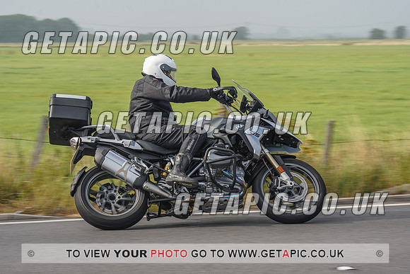 RS2109_1044
