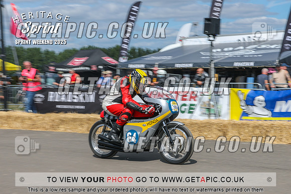 GP2508-3641_LOGO_ON_PHOTO