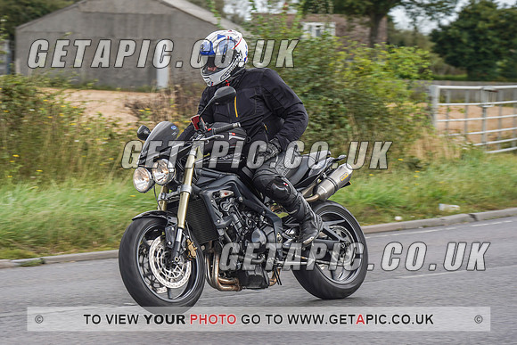 RS2109_2740