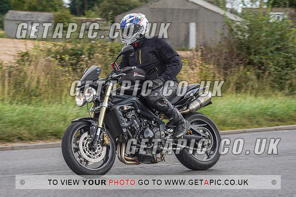 RS2109_2741