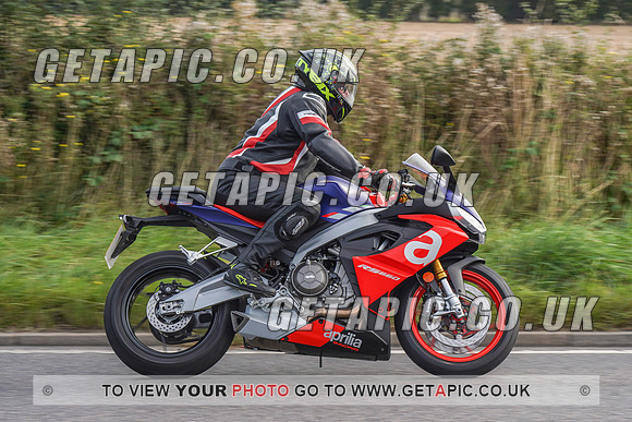 RS2109_2137