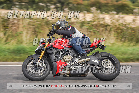 RS2109_2806