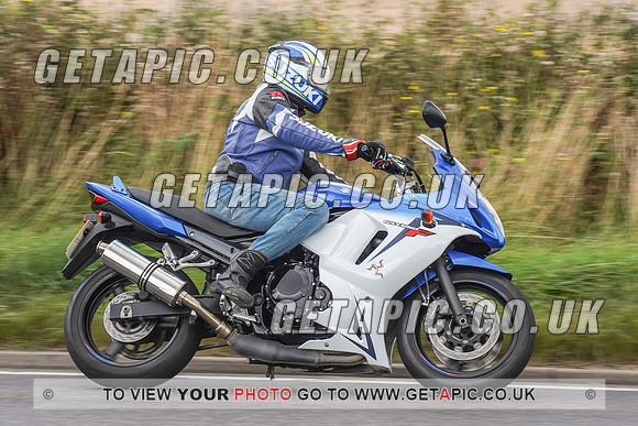 RS2109_2835