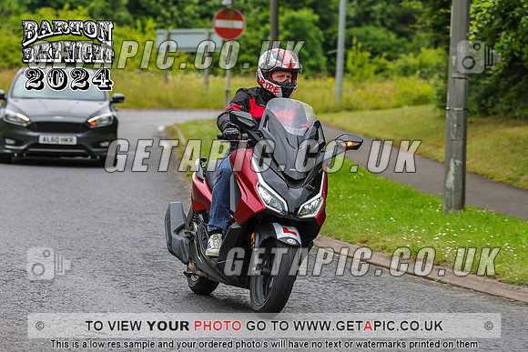 PR2407-251_LOGO_ON_PHOTO
