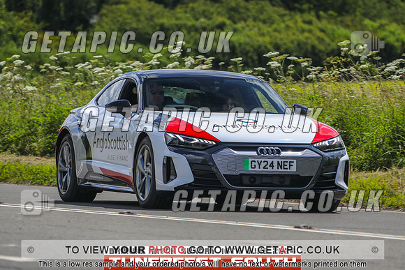 GP2406-8520-C_LOGO_ON_PHOTO